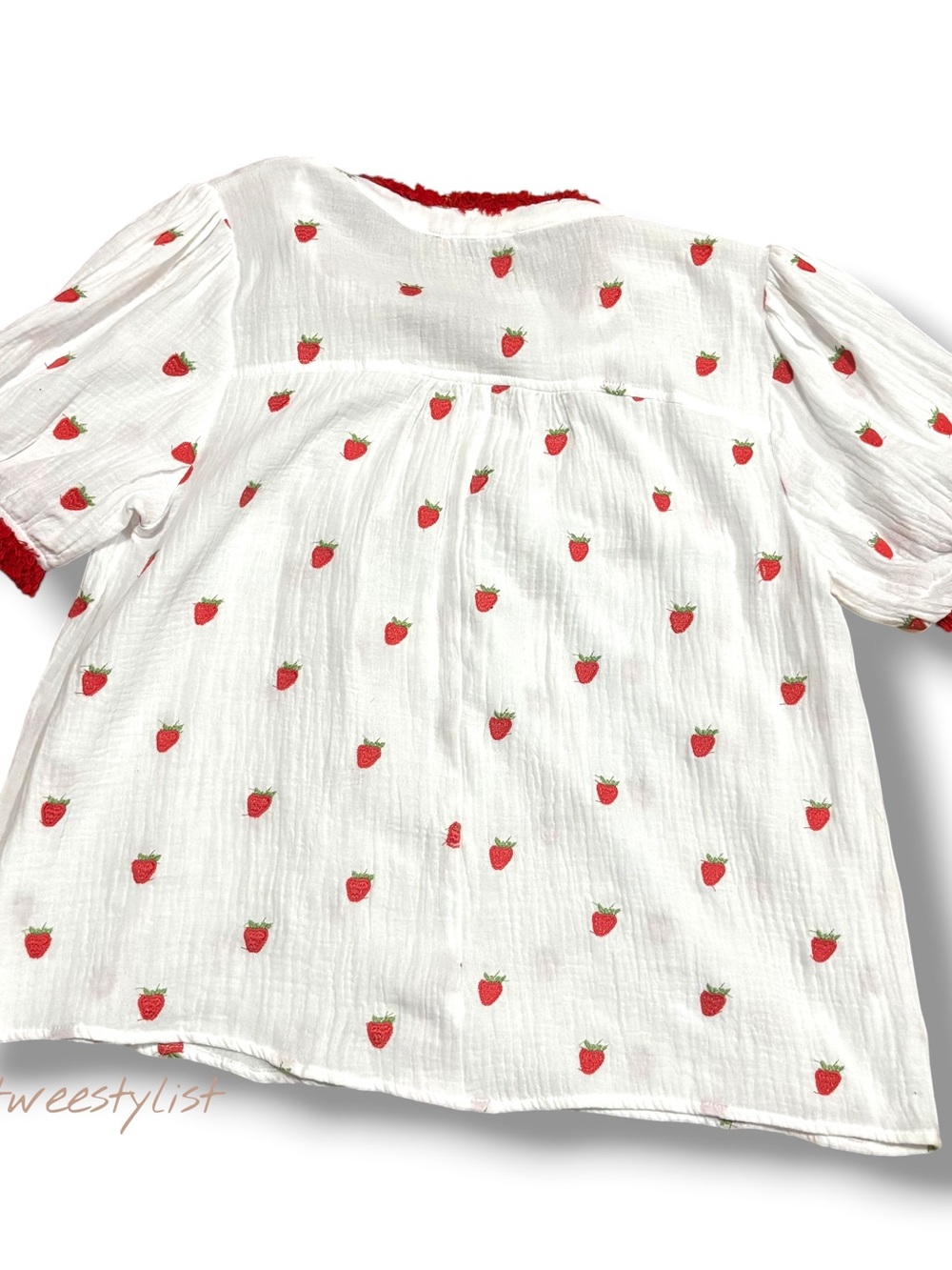 VOY Strawberry Embroidered Gauze Top Ivory Red Tassel Large - Picture 3 of 11